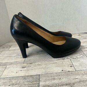Clark’s indigo black leather heels pumps women’s size 6.5